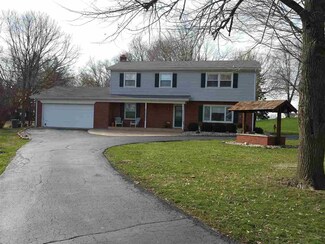 421 N Wilson St, Fairmount, IN 46928