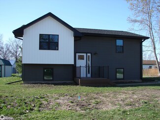910 W Hill Ave, Mount Pleasant, IA 52641