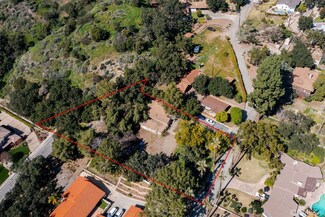 981 Glencoe Heights Dr, Glendora, CA 91741