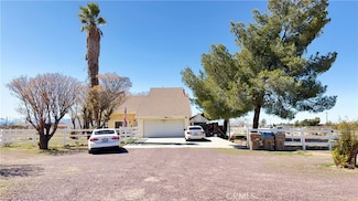 11256 8th Ave, Hesperia, CA 92345