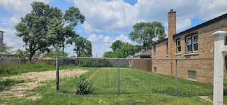 7412 W 64th Place, Summit, IL 60501