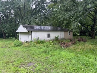000 Lowell St, Amity, MO 64422