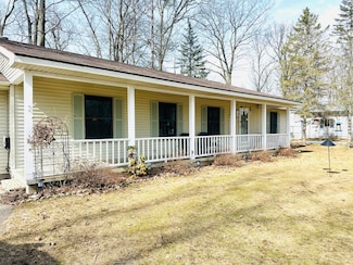103 Seneca Trail, Prudenville, MI 48651