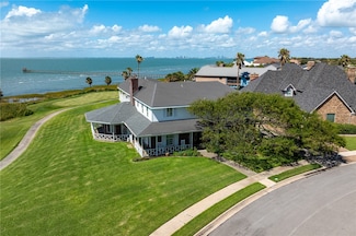 334 Pebble Beach Dr, Portland, TX 78374