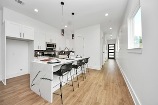 5029 Broom St Unit A, Houston, TX 77091