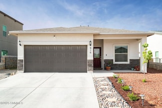 916 Brass Hill Ave, Sunland Park, NM 88008