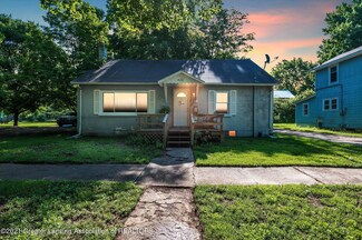 420 Minerva St, Eaton Rapids, MI 48827