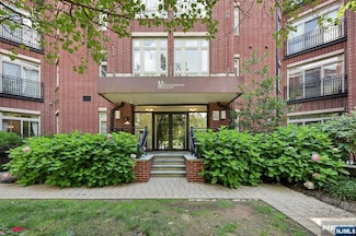 1125 Riverview Ave Unit 125, Englewood, NJ 07631