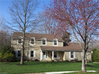 2870 Cranbrooke Dr, Silver Lake, OH 44224