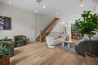 300 18th St, Brooklyn, NY 11215