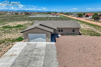390 E Longmont Dr, Pueblo, CO 81007
