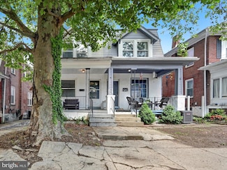 717 Crescent Ave, Reading, PA 19605