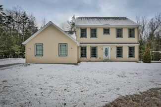 51 Winslow Cir, New London, NH 03257