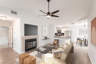 1217 Silverton Ct, Austin, TX 78753