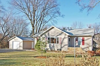 1520 South St, Crystal Lake, IL 60014