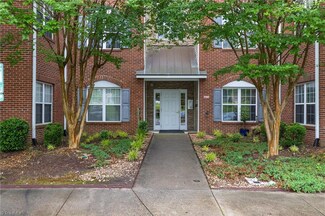 6941 Hanesbrook Cir Unit 202, Clemmons, NC 27012