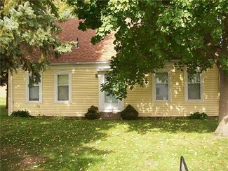 212 E South St, Wayne, OH 43466