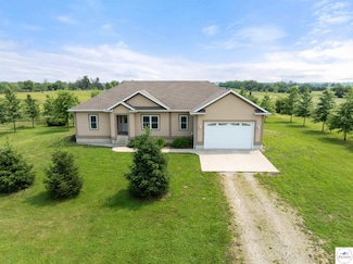 29854 Griessen Rd, Smithton, MO 65350