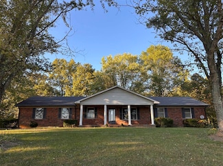1940 Franklin Rd, Scottsville, KY 42164