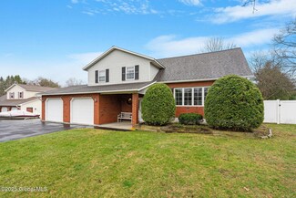 7 Smith Ln, Voorheesville, NY 12186