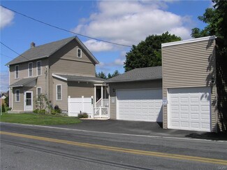 58 Old Carriage Rd, Northampton, PA 18067