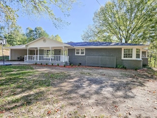 98 County Road 93, Anderson, AL 35610