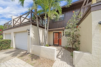 255 S Tropical Trail Unit B3, Merritt Island, FL 32952