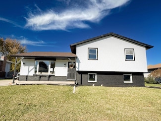 1558 W 99th Ave, Crown Point, IN 46307