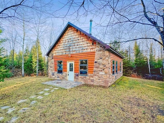 N14215 U S 41, Daggett, MI 49821