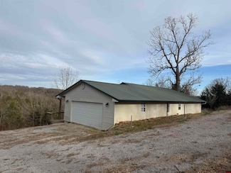 106 Solar Cir, Oakland, AR 72661