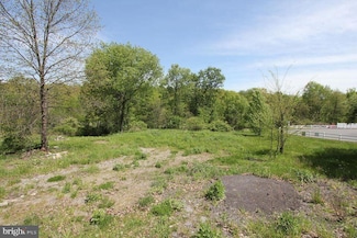 1237 1/2 & 1239 S Brady St, Dubois, PA 15801