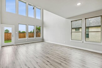102 Mandarin St, Forney, TX 75126