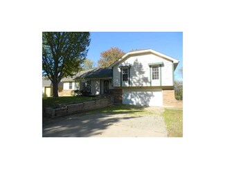 2416 E 109th St, Kansas City, MO 64131