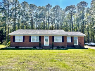 2550 Jerden Thicket Rd, Jamesville, NC 27846
