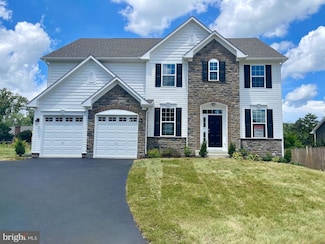 623 Plainview Dr, Fredericksburg, VA 22405
