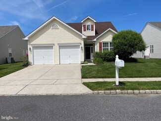12 Chew Ln, Sewell, NJ 08080
