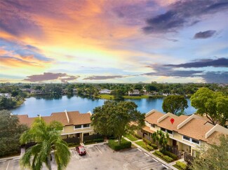 290 SW 97th Ave, Pembroke Pines, FL 33025