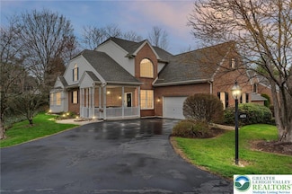 4674 Pinehurst Cir Unit 26, Center Valley, PA 18034