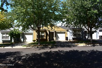 106 Plum Ln, Yakima, WA 98908