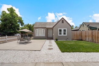 1302 Pelton Ave, Modesto, CA 95351