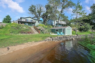 16920 Edgewater Rd NE, Pine City, MN 55063