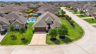 18111 Rainwater Creek Ln, Cypress, TX 77433