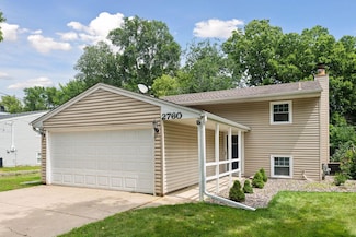 2760 Grove Ln, Mound, MN 55364