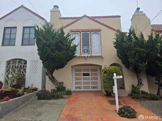 2124 18th Ave, San Francisco, CA 94116