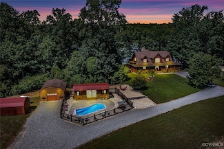 275 Scenic Dr, Montross, VA 22520
