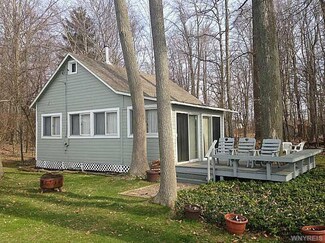 5310 Woodland Heights, Burt, NY 14028