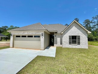 8 Dan Stewart Rd, Picayune, MS 39466