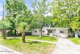 2526 Burlingame Dr W, Jacksonville, FL 32211