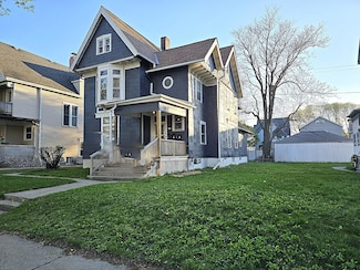 837 S 19th St, Milwaukee, WI 53204