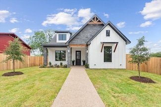 107 N Jena St, Riesel, TX 76682